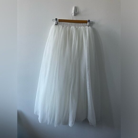 White  Maxi Tulle Skirt - Picture 1 of 4